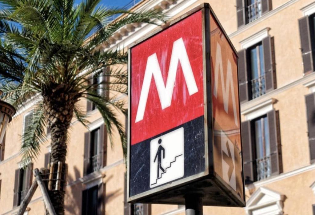 Metro Roma Subaugusta – Al Ciak B&B